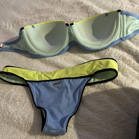 Strapless bikini - Picture 3 of 4